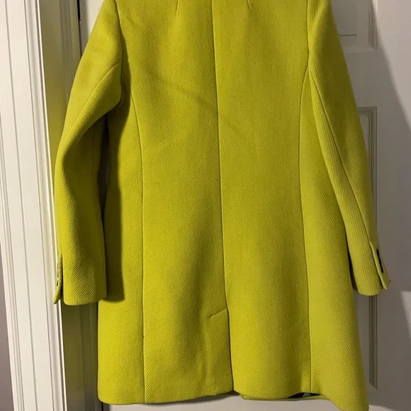 Banana Republic chartreuse car coat with quilted lining - Picture 2 of 5